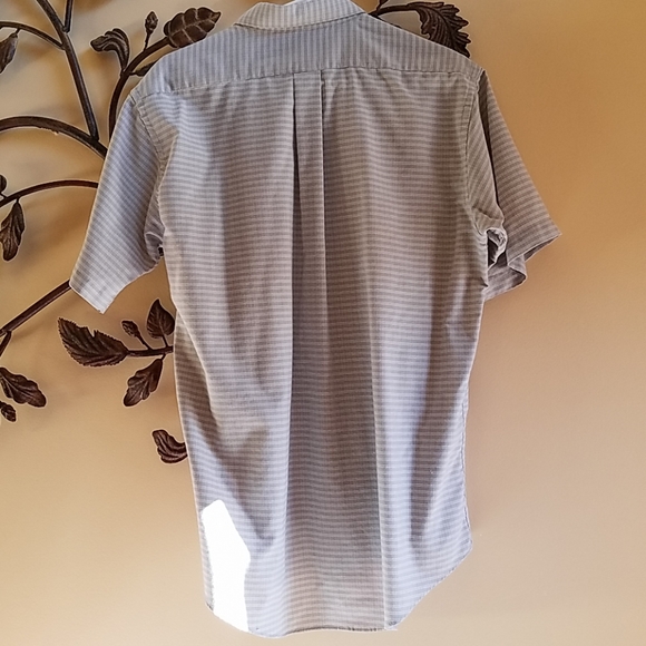 DAVID TAYLOR Upscale👕 Short Sleeve Button Down 👕 - Picture 8 of 8